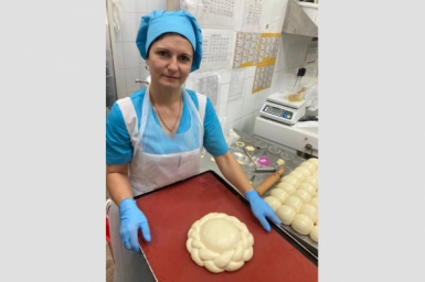 Сладкая магия: как Анастасия Козырева покоряет биробиджанских любителей &quotкондитерки&quot из личного архива Светланы Хачатрян