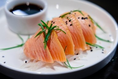 Тунец, суши, роллы, японская кухня, морепродукты, Евгений  Кулешов, ИА PrimaMedia.ru