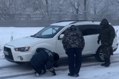 Полицейские оказали помощь людям в сильные морозы в Ангарске Отдел пропаганды Госавтоинспекции региона