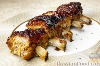 Нежные свиные рёбрышки в духовке под яблочно-медовой глазурью - проверенный рецепт russianfood.com