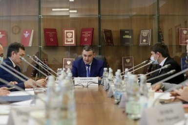 Александр Хинштейн commons.wikimedia.org