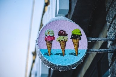 Вывеска Юлия Ушакова, ИА IrkutskMedia