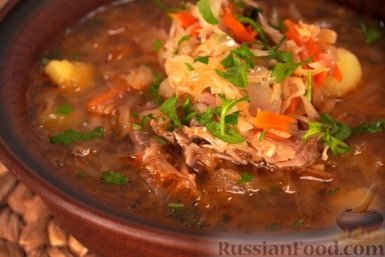 Щи из квашеной капусты с тушёнкой - приготовятся за 30 минут. Не нужно часами разваривать мясо russianfood.com