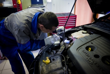 Автоэксперт назвал простой способ уберечь радиатор автомобиля от зимней грязи Антон Балашов, ИА PrimaMedia