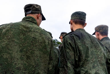 Статус ветеранов боевых действий распространят на ряд добровольцев Илья Аверьянов, ИА PrimaMedia