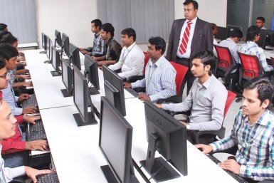 Для обслуживания потребностей ИИ нужно много людей Photo by form PxHere