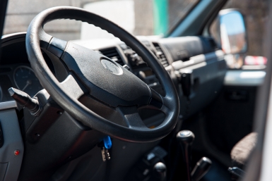 Разрешено ли движение с горящей лампой АБС Илья Аверьянов, ИА PrimaMedia