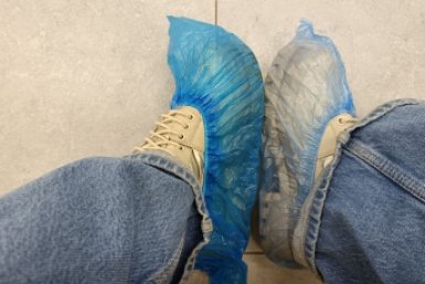 Должна ли поликлиника выдавать бахилы бесплатно ИА SevastopolMedia.ru