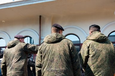 Участникам спецоперации разрешили брать до 35 дней отпуска за свой счет Илья Аверьянов, ИА PrimaMedia.ru