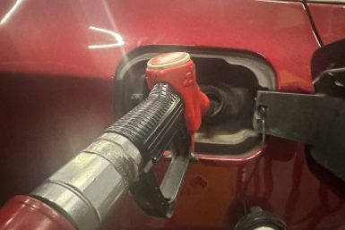 Эксперты объяснили, чем опасна вода в бензобаке ИА SevastopolMedia