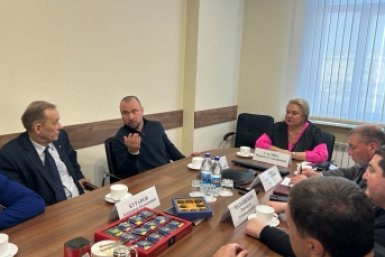 Генеральный секретарь Федерации бокса России Александр Беспутин посетил Ангарск Пресс-служба администрации АГО