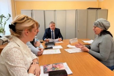 Семье участника СВО помогут оформить в собственность землю в СНТ в Ангарске Пресс-служба администрации АГО