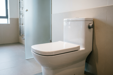 Тематическое фото Qwen (18+)