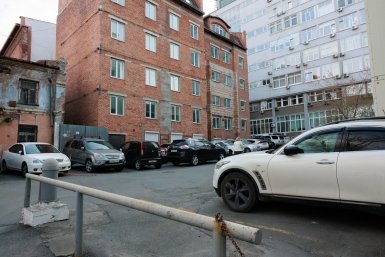 Эксперт объяснила, кто может парковаться во дворе дома Дмитрий Осипчук, ИА PrimaMedia.ru