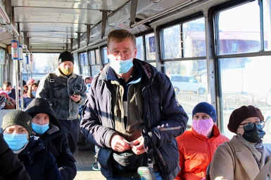 В России могут ввести штрафы за закрытое лицо в общественных местах Юлия Ушакова, ИА IrkutskMedia