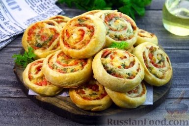 Обожаю этот хруст: закусочные слойки с колбасой и сыром - хоть в школу, хоть на работу russianfood.com