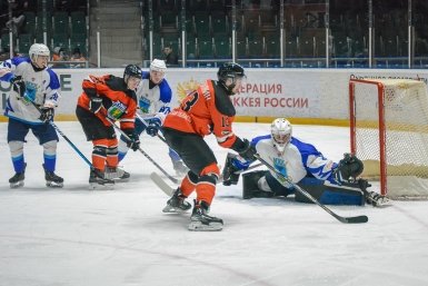 ХК "Ермак" одержал победу во втором матче с "Белгородом" в Ангарске