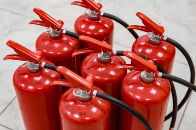 Гараж и частный дом горели в Иркутске из-за аварийного режима работы электросети