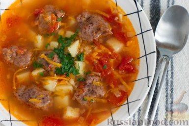 Легкий овощной супчик с необычными фрикадельками... Из красной фасоли. Раскрасьте свой повседневный рацион russianfood.com