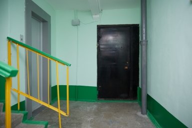 В подъезде устроили драку из-за мессенджера Дмитрий Осипчук, ИА PrimaMedia.ru