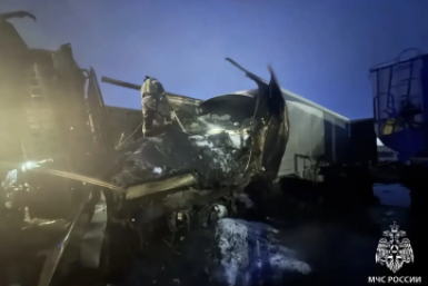 В Ангарске 42-летний дальнобойщик погиб в пылающей фуре