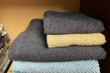 Пара часов в этом чудесном растворе — и жир с полотенец исчезнет навсегда