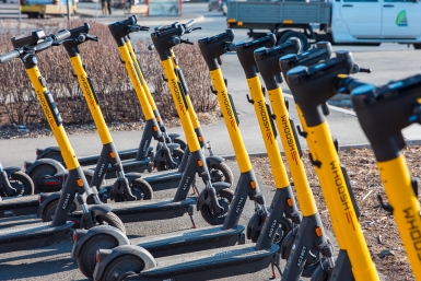 Электросамокатам объявлен бой: власти предложили ввести ограничения для водителей СИМ Илья Аверьянов, ИА PrimaMedia