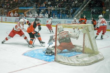 Хоккеисты Сайт ХК &quotЕрмак&quot