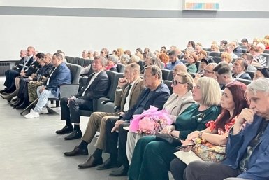 Депутаты думы Иркутска заслушали доклад о деятельности Правобережного округа в 2025 году пресс-служба гордумы