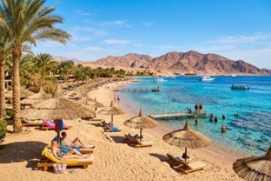 Турция подождет, пока есть эти места: 5 райских направлений мая, где отдых по карману каждому