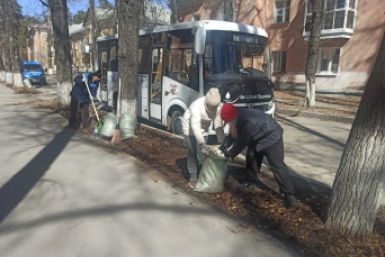 Весенняя уборка улиц стартовала раньше срока в Ангарске