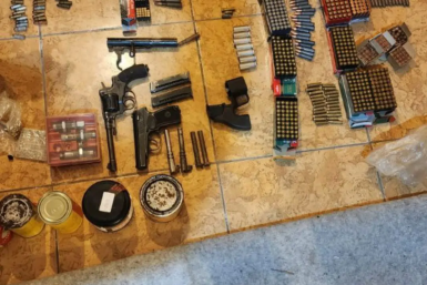 Семья подпольных оружейников из Ангарска незаконно хранила боевой арсенал