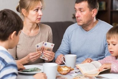 Семья создано при помощи ИИ