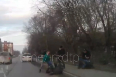 Полицейские разыскали участников нашумевшей в сети потасовки в Рабочем Иркутска