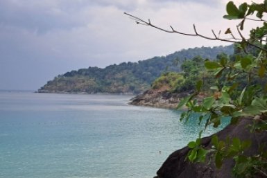 Забудьте про Мальдивы: белоснежный песок и бирюзовая вода в 4 часах лета - бюджетно, без виз и толп