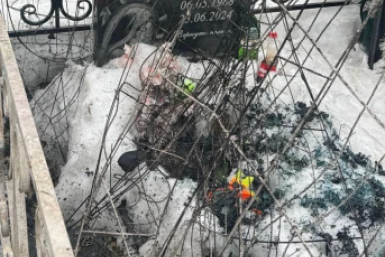 Повреждённые после поджога могилы бойцов СВО восстановили в Ангарске