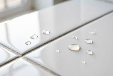 Бабушкин лайфхак против камня: нанесла, подождала — и грязь сама "уползла", а ванная засияла