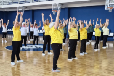 Спортивный фестиваль для людей старшего поколения прошел в Ангарске