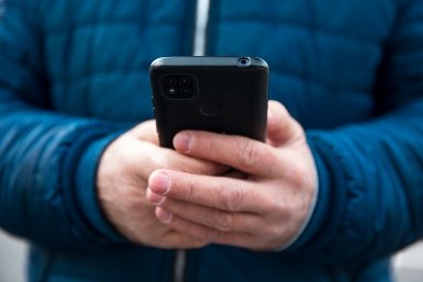 Жителя Ангарска осудили за создание и продажу аккаунтов в мессенджере