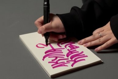 Пятна и дырки — это не конец: как превратить испорченную одежду в жесткий стиль