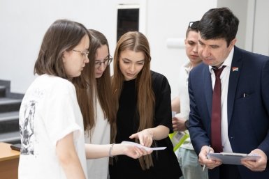 Студенты Пресс-служба администрации Владивостока
