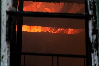 В Бурятии женщина подожгла двери соседки из мести