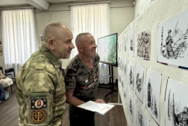 Выставка "Мужская работа" открылась в Ангарске в День ветеранов боевых действий