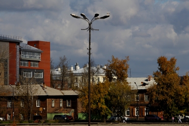 Два аварийных дома хотят расселить и снести на улице Ударника в Иркутске Юлия Ушакова, ИА IrkutskMedia