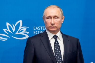 Путин посетил Иркутский авиазавод и осмотрел первые серийные самолеты МС-21