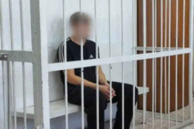 Подростка арестовали после наезда на молодого человека у ночного клуба в Иркутске