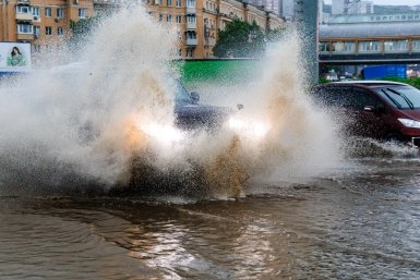 дождь, ливень, осадки, непогода, Луговая, Тайфун Евгений  Кулешов, ИА PrimaMedia.ru