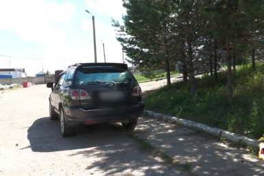 Угнанный более 20 лет назад Lexus вернули законному владельцу в Иркутске ГУ МВД России по региону