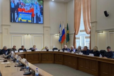 Школьные переходы, выборы и спорт: в Ангарском округе обсудили социально важные темы