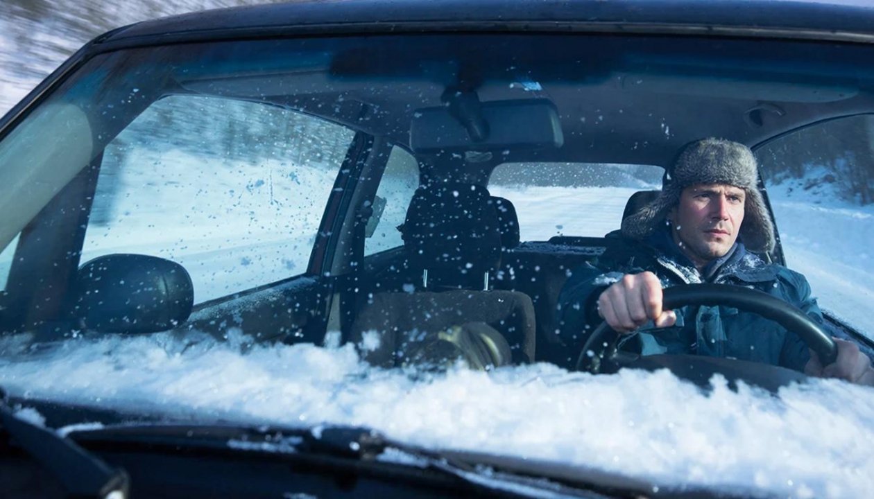 Выручат хоть за полярным кругом: Топ-5 советов, которые спасут жизнь любого автомобилиста Kandinsky 5.0 (12+)